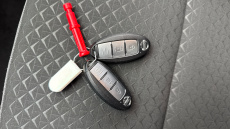 Nissan Juke 1.0 DiG-T N-Connecta 5dr Petrol Hatchback